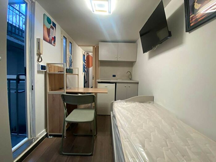 Appartamento monolocale in affitto in Via Giuseppe Marotta, Borgo Orefici, Napoli