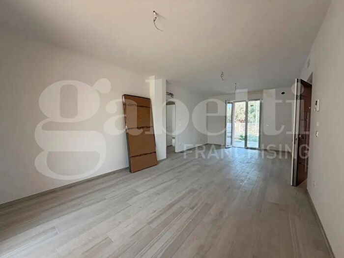 Appartamento trilocale in vendita in Via Ricci, Tortoreto