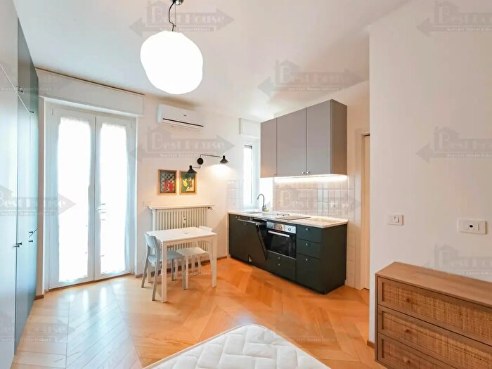 Appartamento monolocale in affitto in Via Monfalcone, Milano