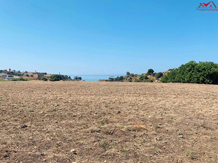 Appartamento trilocale in vendita in Porto Empedocle