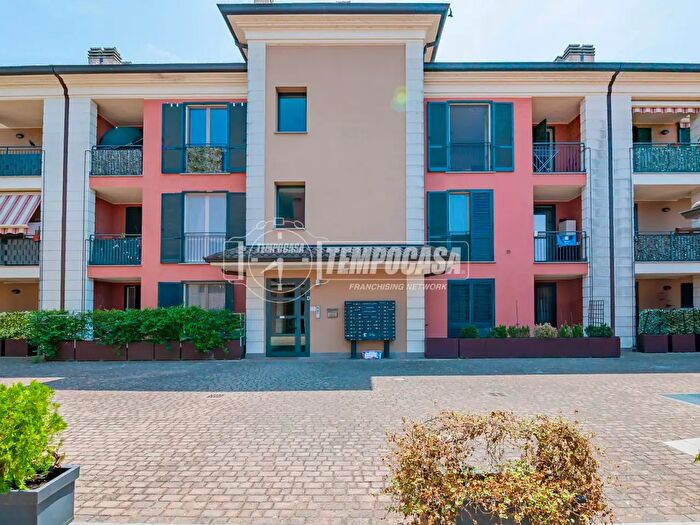 Appartamento bilocale in vendita in Via Vittorio Veneto C, Salerano Sul Lambro