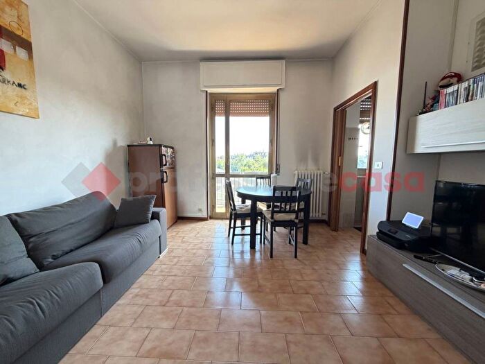 Appartamento monolocale in affitto in Via Della Repubblica, Centro, Cesano Boscone