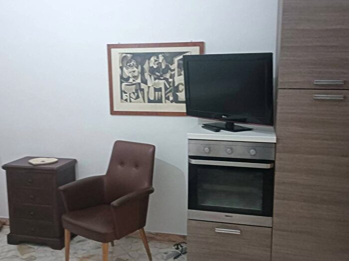 Appartamento monolocale in affitto in Piazza Asilo, San Giorgio Ionico