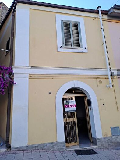 Casa quadrilocale in vendita in Cupello