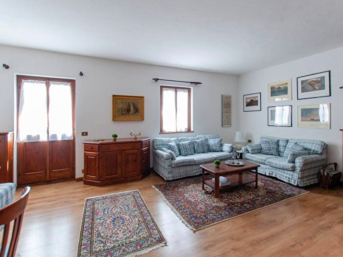 Appartamento trilocale in affitto in Piazza Pittori Fratelli Ghedina, Centro, Cortina dAmpezzo