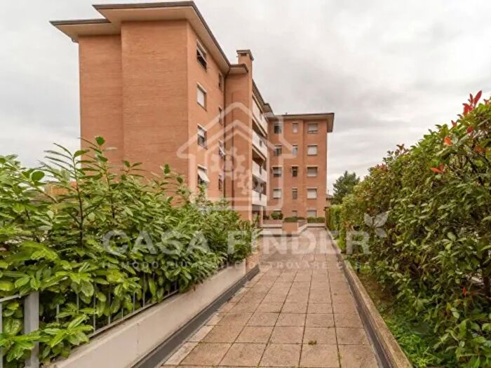 Appartamento trilocale in vendita in Strada Naviglio Alto, Parma