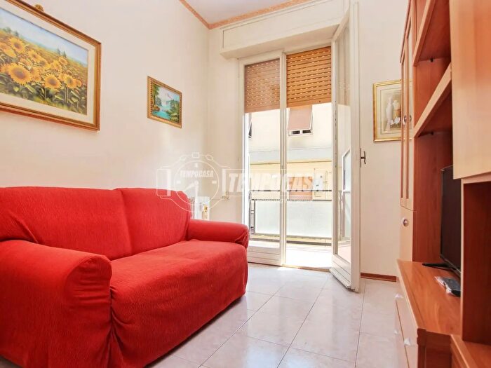 Appartamento trilocale in vendita in Via Tiziano, Ancona