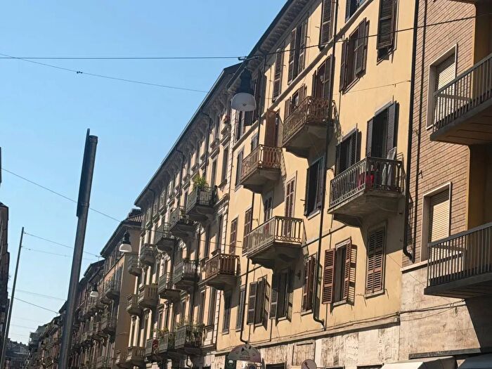 Appartamento trilocale in vendita in Via San Secondo, Torino