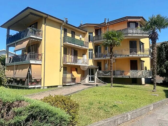 Appartamento bilocale in vendita in Viale Brianza, Carate Brianza