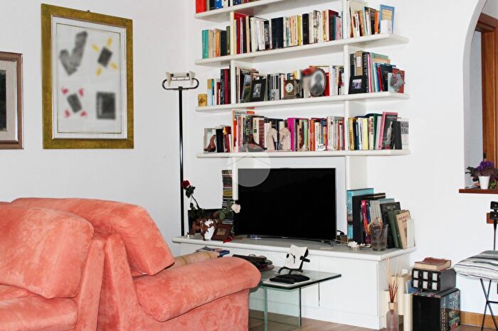 Appartamento quadrilocale in vendita in Via Gualtierotti Morelli Sigismondo, Pistoia