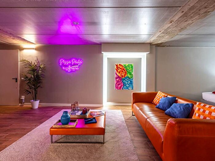 Appartamento trilocale in affitto in Via Bolama, Villa San Giovanni, Milano