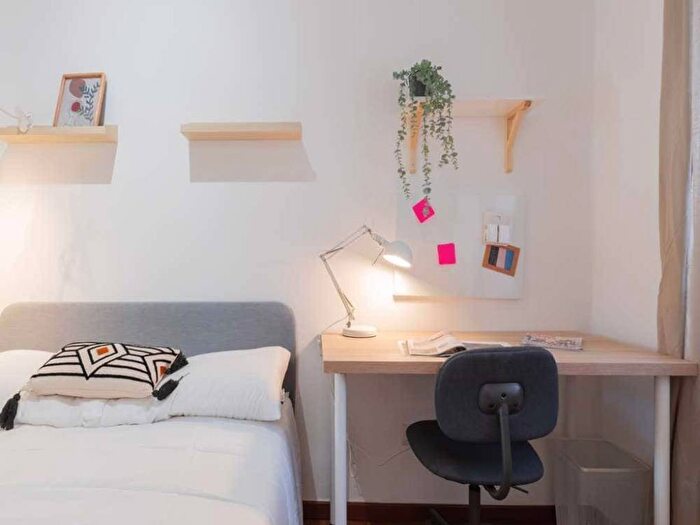 Appartamento con 6 locali in affitto in Via Baldo degli Ubaldi, Casal Selce, Roma