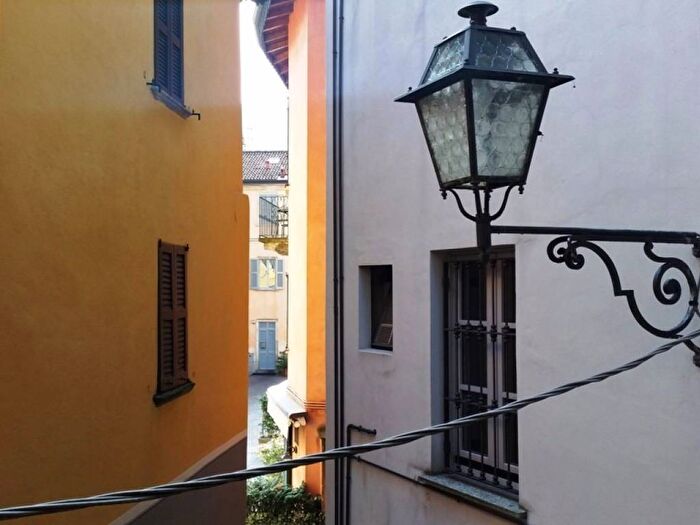 Appartamento bilocale in affitto in Vicolo Interno, Cernobbio