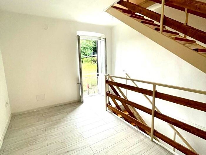 Casa bilocale in affitto in VIa Carducci, Montonate, Mornago