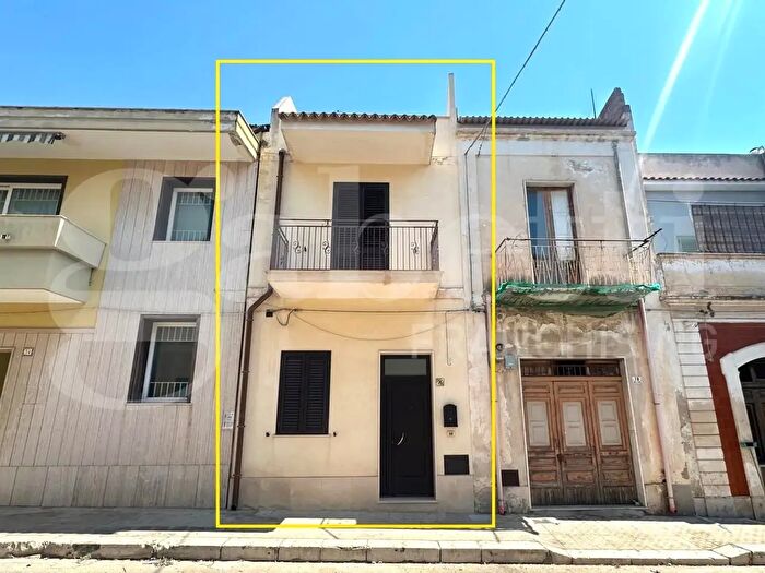 Casa trilocale in affitto in Corso Gaetano d' Agata, Avola