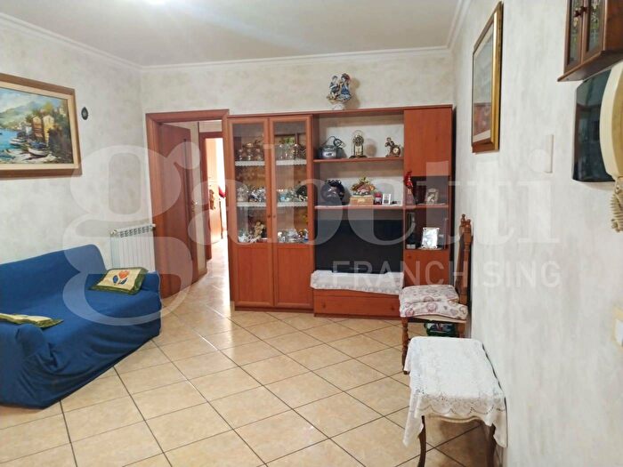 Appartamento trilocale in vendita in Via Ghandi, Orta Di Atella