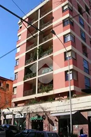 Appartamento trilocale in affitto in Viale Italia, Sassari