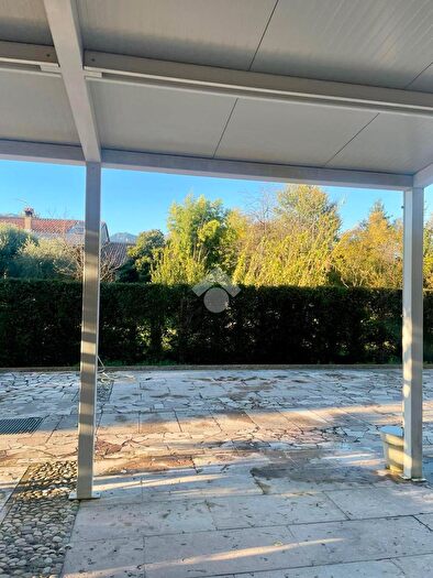 Appartamento trilocale in affitto in Via Pagnano, Asolo