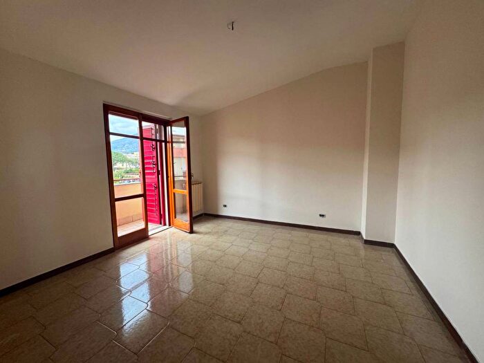 Appartamento quadrilocale in affitto in Via Europa, Centro, Cercola