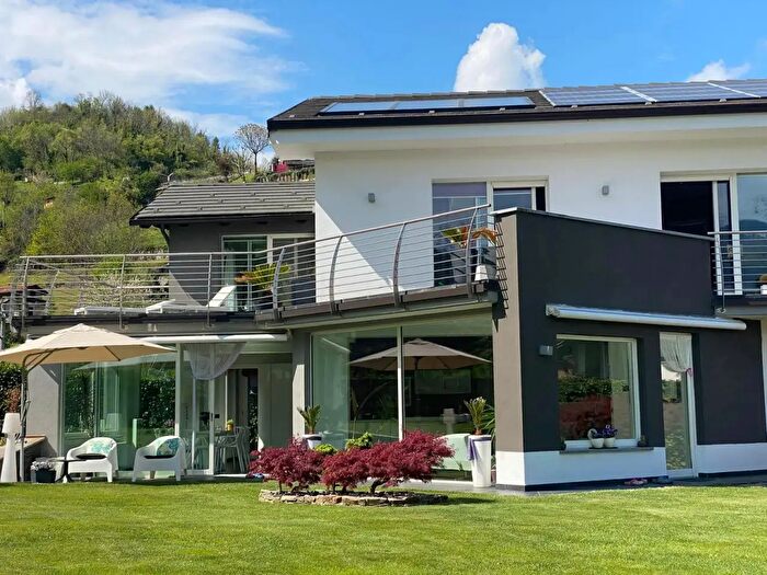 Casa con 5 locali in vendita in Via Cerati a, Boves