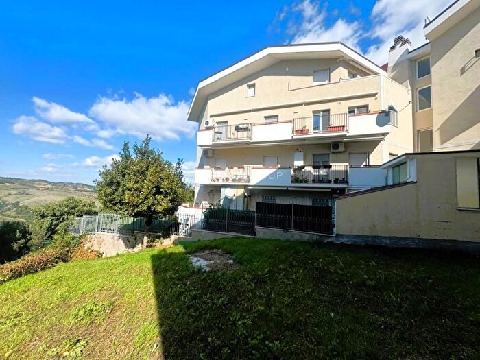 Appartamento trilocale in vendita in Via Roma, Acquaviva Picena