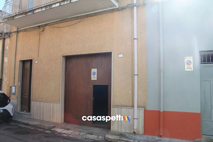 Casa trilocale in vendita in Via XX Settembre San Pietro Vernotico Br, San Pietro Vernotico