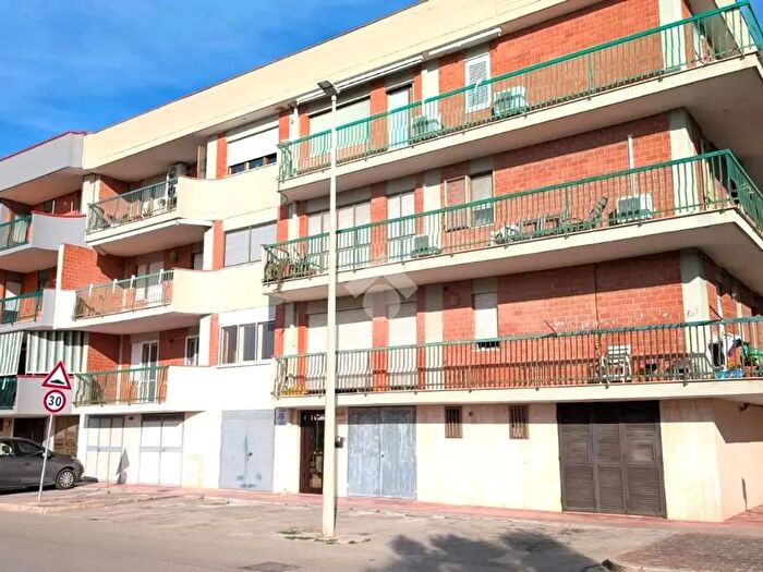 Appartamento quadrilocale in vendita in Via Canusium, Margherita Di Savoia