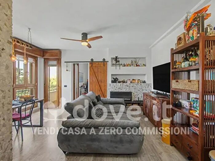 Appartamento con 5 locali in vendita in Via Francesco De Sanctis, Ferrara