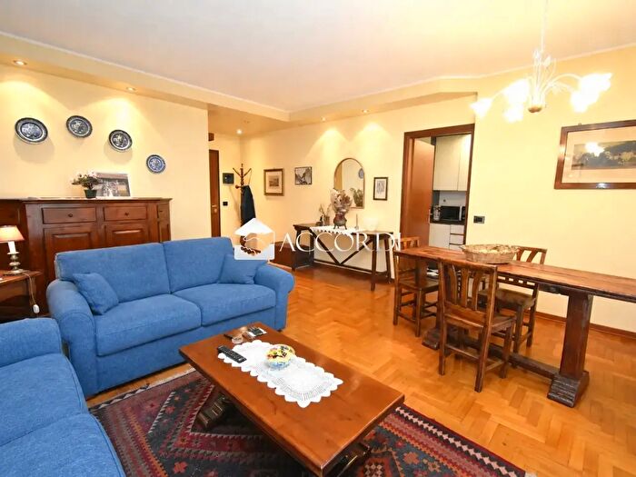 Appartamento con 5 locali in vendita in Conegliano