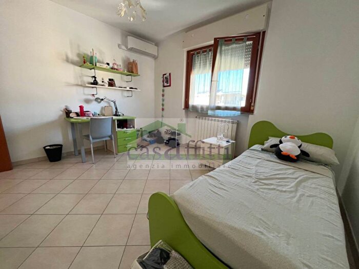 Appartamento quadrilocale in affitto in Via Pescasseroli, Chieti Scalo, Chieti