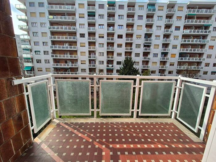 Appartamento trilocale in affitto in Corso Sebastopoli, Santa Rita, Torino