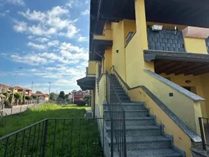 Appartamento monolocale in vendita in Via Giuseppe Mazzini, Madone