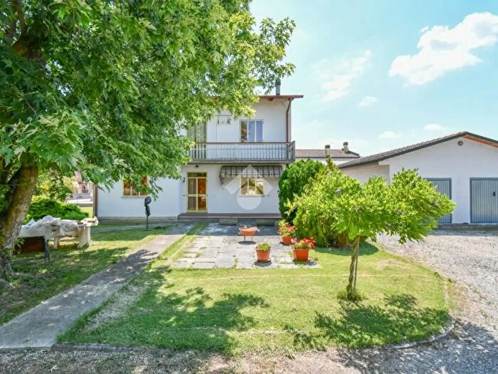 Casa quadrilocale in vendita in Via Russia, Poggio Renatico