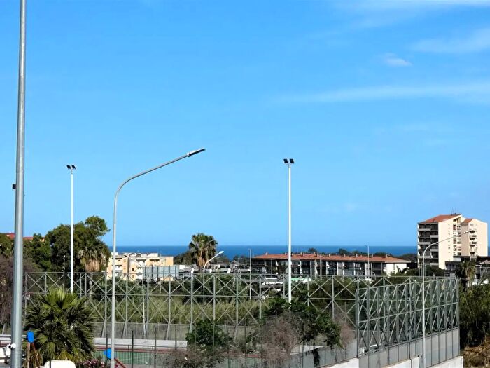 Appartamento con 5 locali in vendita in Via Federico Fellini, Catania
