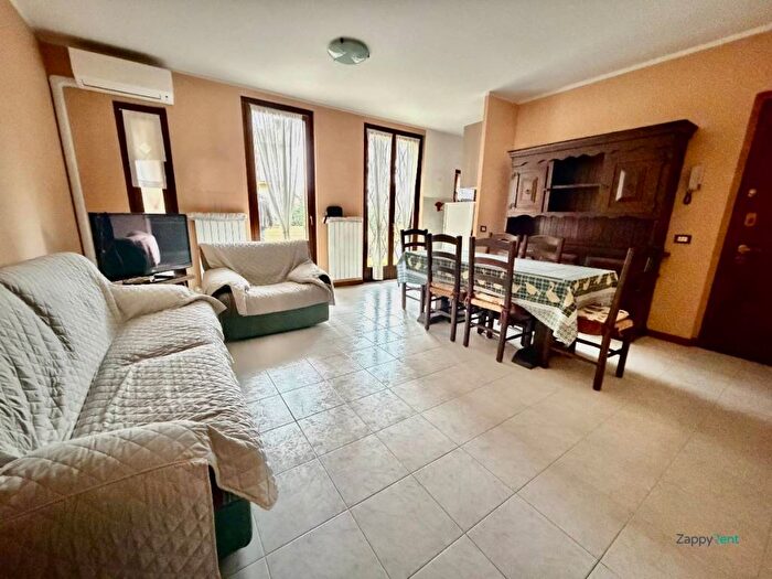 Appartamento bilocale in affitto in Via Cardinal Ferrari, Centro, Cassano dAdda