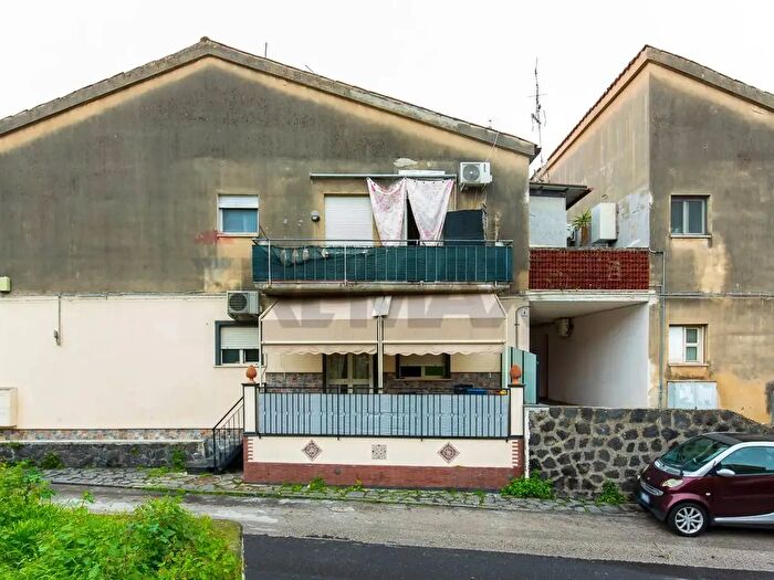 Appartamento quadrilocale in vendita in Via Toscana, Catania