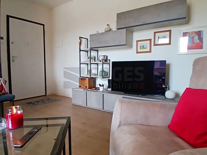 Appartamento trilocale in vendita in Via Enrico Berlinguer, Figline e Incisa Valdarno