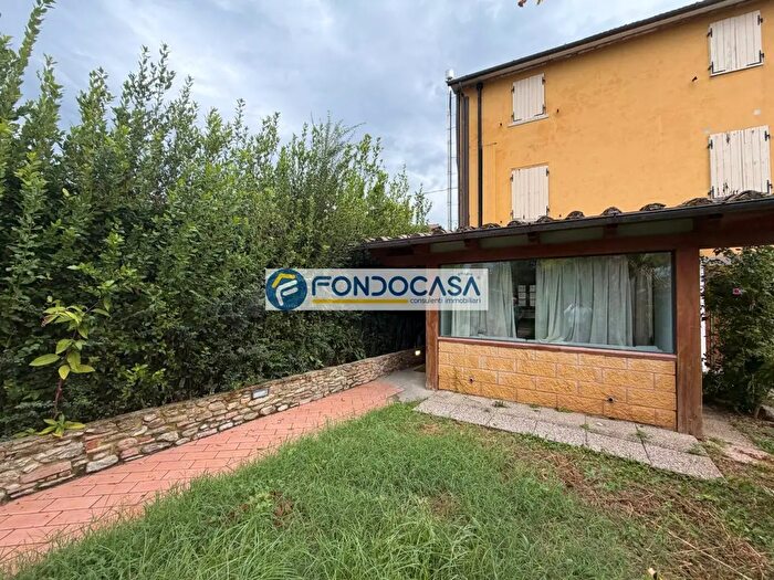 Casa con 5 locali in vendita in Via Frasso, Seravezza