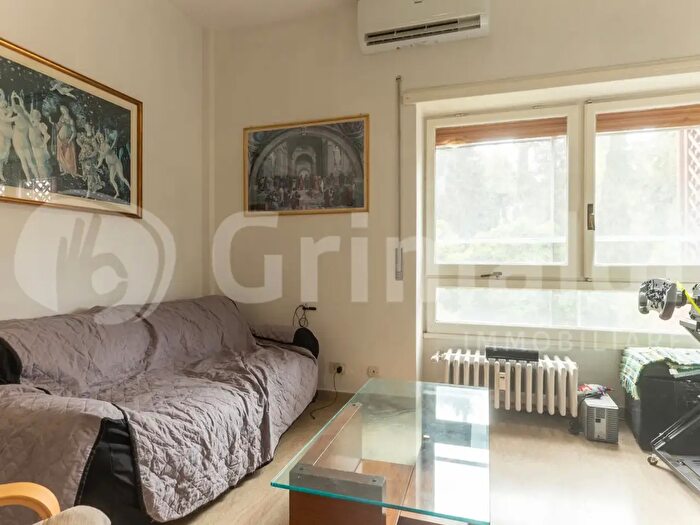 Appartamento bilocale in affitto in Viale del Tintoretto, Roma