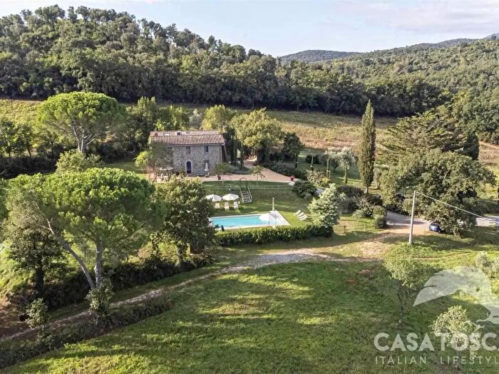 Casa con 20 locali in vendita in Castiglione Della Pescaia