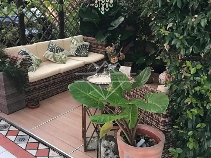 Casa con 5 locali in vendita in Carrara