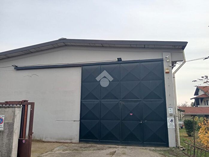 Appartamento in vendita in Magazzino Via Raspagna, Oleggio