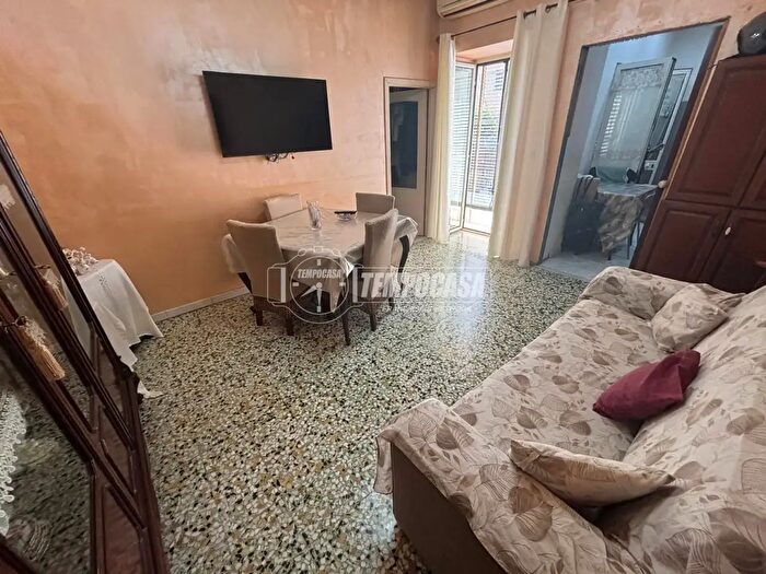 Appartamento bilocale in vendita in Viale San Francesco dAssisi, Giugliano In Campania