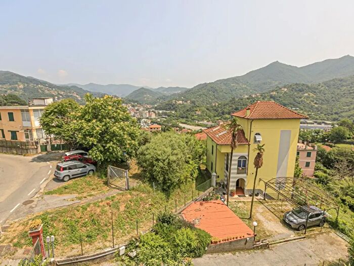 Appartamento con 6 locali in vendita in Via Morego, Genova