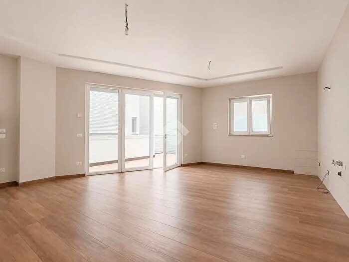 Appartamento trilocale in vendita in Viale Cappuccini, San Giovanni Rotondo