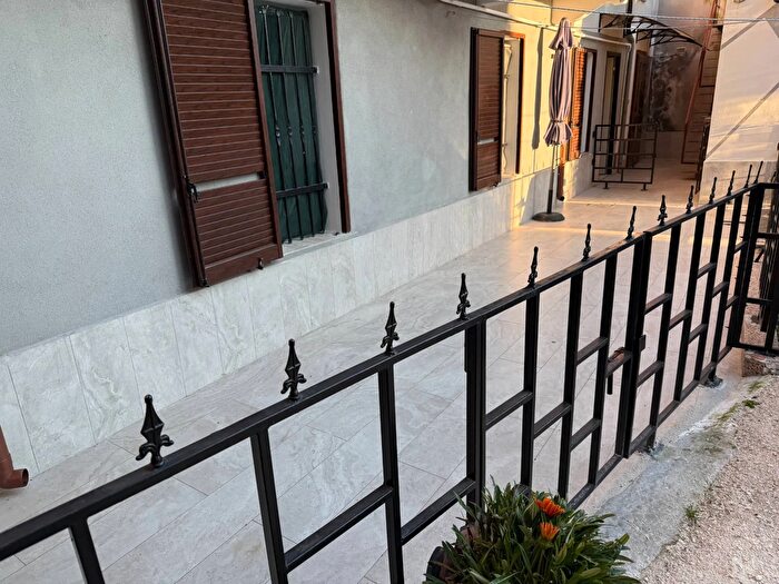 Appartamento con 6 locali in vendita in Ostiglia