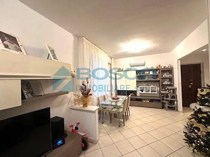 Appartamento con 5 locali in vendita in Largo Marcantone, La Spezia