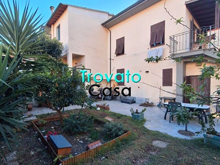 Appartamento con 5 locali in vendita in Via del Vigna, Sorgenti, Livorno