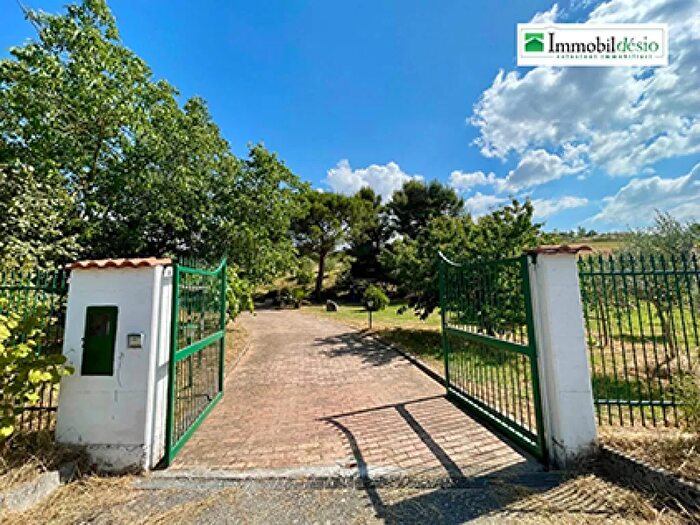 Casa con 8 locali in vendita in Strada Serralta Picerno, Picerno