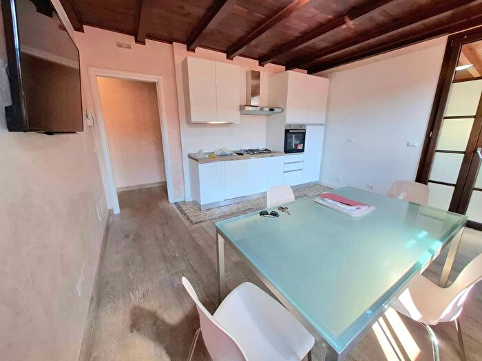 Appartamento quadrilocale in affitto in Via Girolamo Savonarola, Borsea Santa Rita, Rovigo